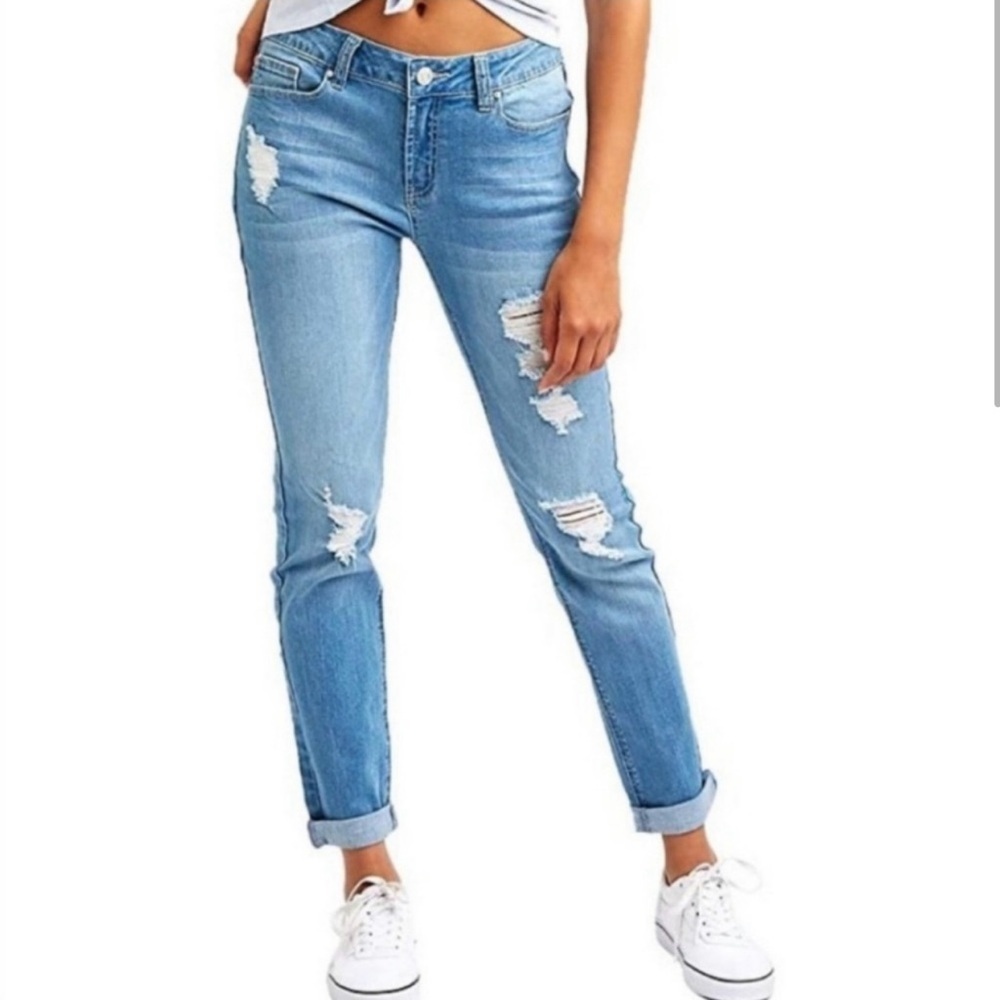 SKINN Women's  Resfeber  Light Blue Distressed Skinny Jeans